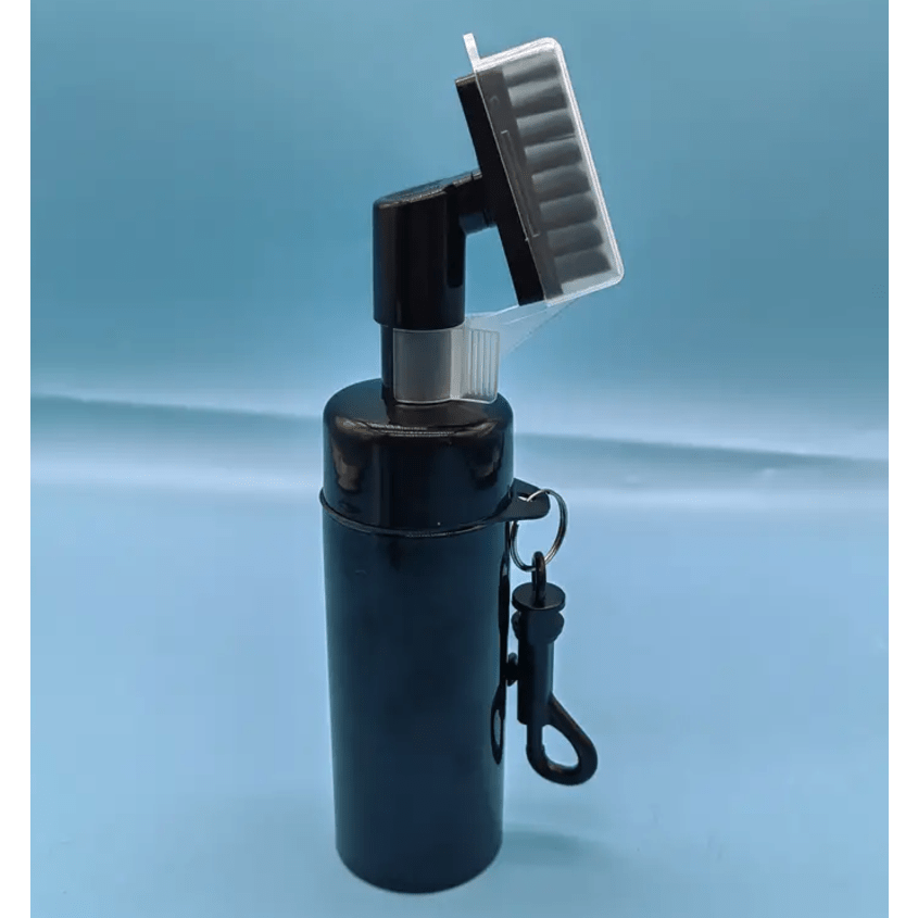 Golf Club Cleaning Brush - Portable, Spray Water Brush for Easy and Effective Cleaning - Golf Society